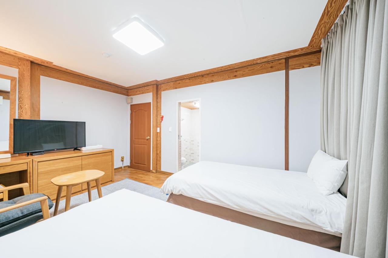 Jeju Miracle Hotel Ngoại thất bức ảnh